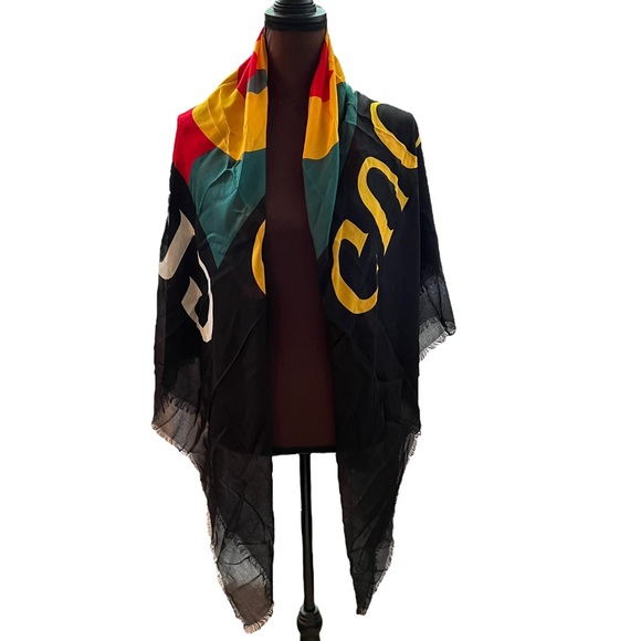 GUCCI Black Modal Silk Scarf with Logo Design - Picture 2 of 12